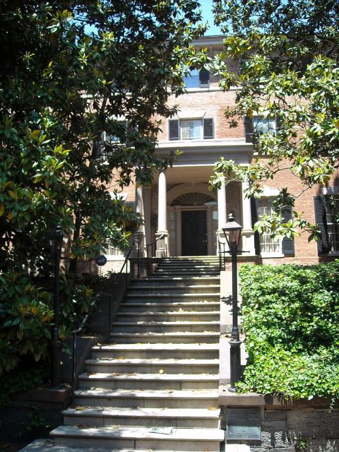 Michael Straight’s Georgetown home until 1976. Photo by AgnosticPreachersKid – CC BY SA 3.0