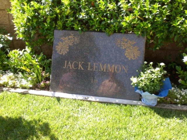 Jack Lemmon’s grave. Photo by Alan Light CC BY 2.0
