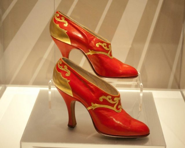 Bernhard Gronberg red and gold Russian style shoes. Photo by CP Hoffman CC BY SA 2.0