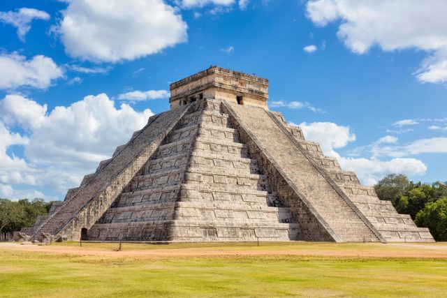 North-west view of El Castillo (Temple of Kukulkan), Yucatán, Mexico.