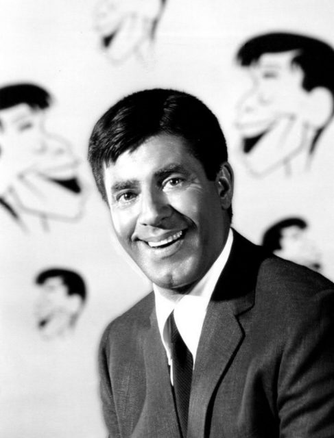 Publicity photo of Jerry Lewis when he was guest-hosting The Tonight Show for Johnny Carson.