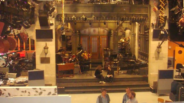 SNL’s main stage during rehearsal, 2008. Photo by Rex Sorgatz CC BY 2.0