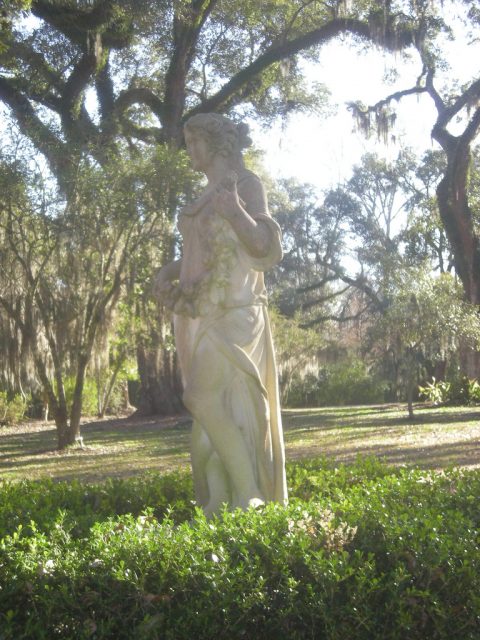 The Myrtles Plantation. Photo by skatoolaki CC BY SA 2.0