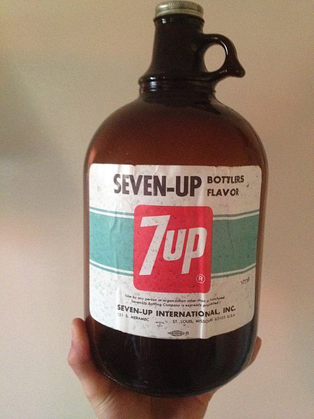 7-Up Bottlers Flavor jug. Photo by Imgur and Reddit user logicblocks CC BY SA 4.0