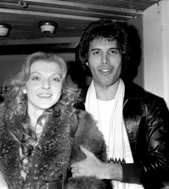 Singer Freddie Mercury of Queen photographed in September 1977 with his girlfriend Mary Austin. Photo by Monitor Picture Library/Photoshot/Getty Images