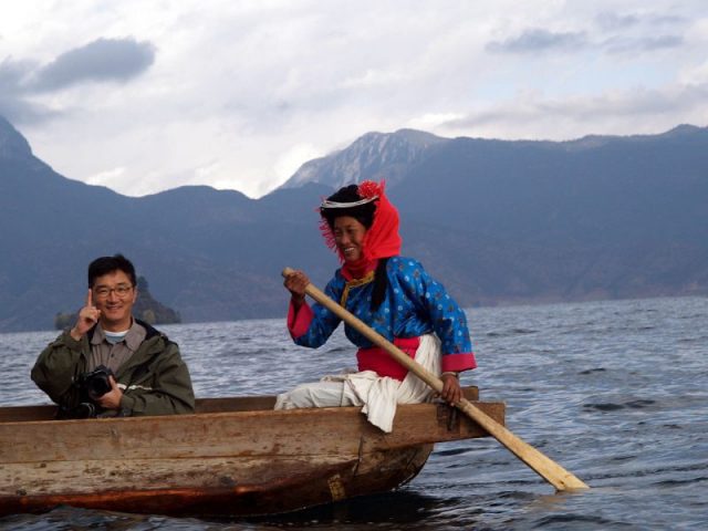 On Lake Lugu. Photo by Himangframe -CC BY-SA 4.0