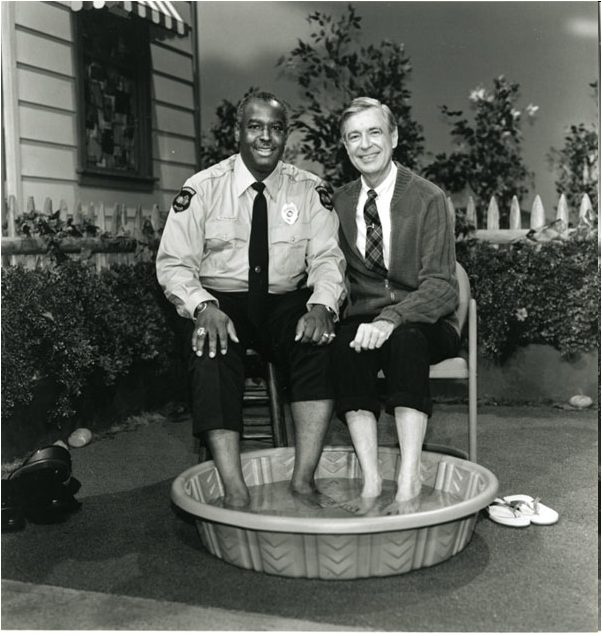 Rogers and François Clemmons reprising their famous foot bath in 1993. Photo by Dr. François S. Clemmons CC BY-SA 4.0