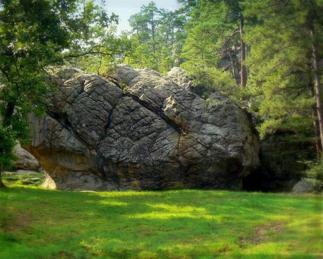 Robbers Cave State Park Photo by Thomas & Dianne Jones CC BY 2.0