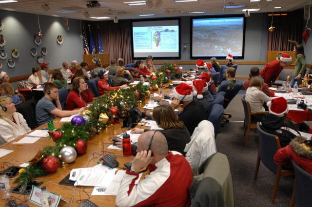 NORAD volunteers answering phone calls in 2007.