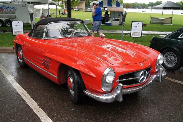 1959 Mercedes Benz 300SL Roadster. Photo by Greg Gjerdingen CC 2.0