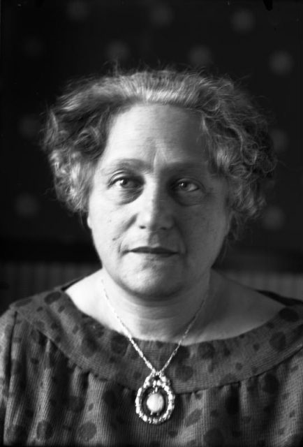 Elsa Einstein Lowenthal. Photo by Bundesarchiv, Bild 102-00486A / CC-BY-SA 3.0