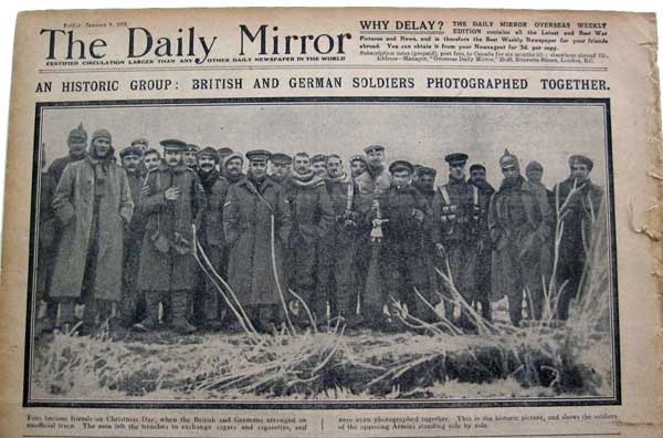 Christmas Truce reported by the Daily Mirror, Friday January 5, 1915. Photo by Unknown – Internet CC BY-SA 4.0