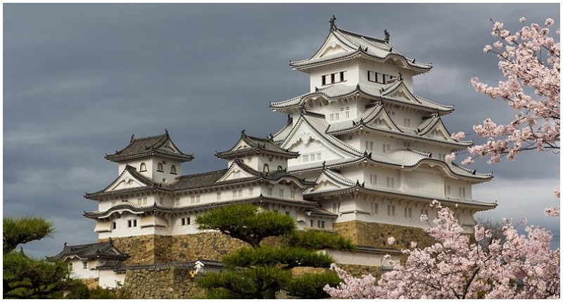 Himeji castle. Photo by Oren Rozen CC BY-SA 4.0