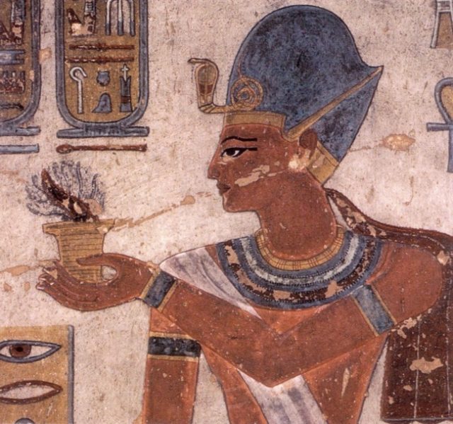 Ramses III offering incense, wall painting in KV11.