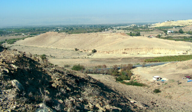 Tall el-Hammam.