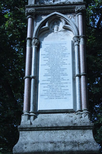 The Burdett-Coutts memorial sundial, Old St Pancras churchyard.