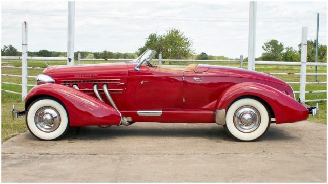 1959 Mercedes Benz 300SL Roadster. Photo by Greg Gjerdingen CC 2.0