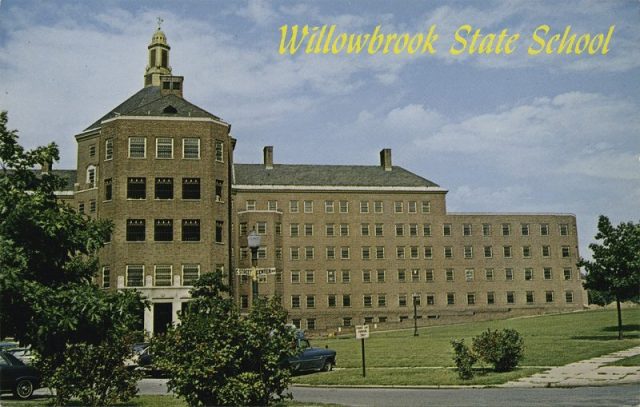 A postcard of Willowbrook State School, picturing the Administration building.