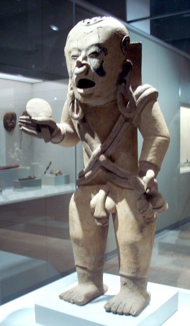 Ceramic statue of Xipe Totec from the Gulf coast, now in the Museo de América in Madrid. Photo by Simon Burchell CC BY-SA 3.0