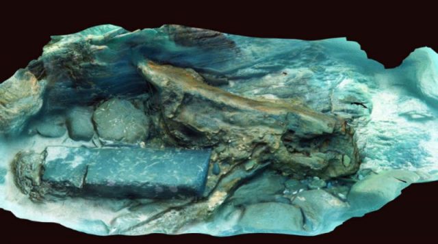 3D photogrammetry of timber and stone from the ship’s wreck. Photo Courtesy David Gibbins/Cornwall Maritime Archaeology.