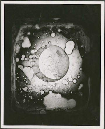 The earliest surviving daguerreotype of The Moon by Draper, 1840.