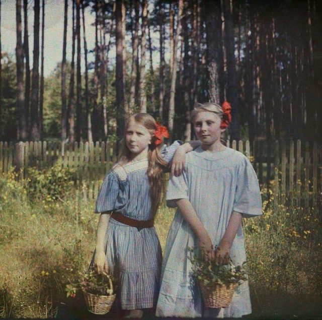 Anna Iwaszkiewicz with Maria Wysocka color photograph.