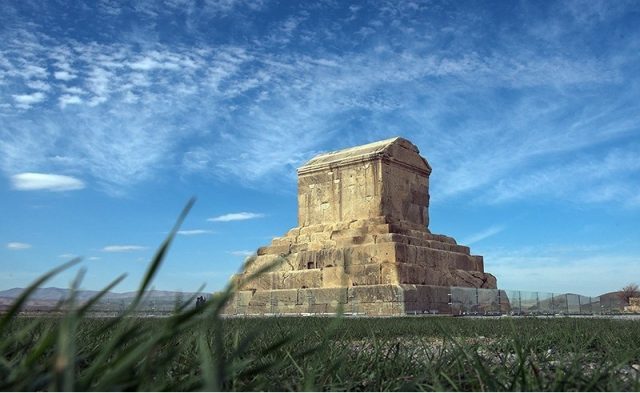 Tomb of Cyrus the Great. Tasnim News Agency CC by 4.0