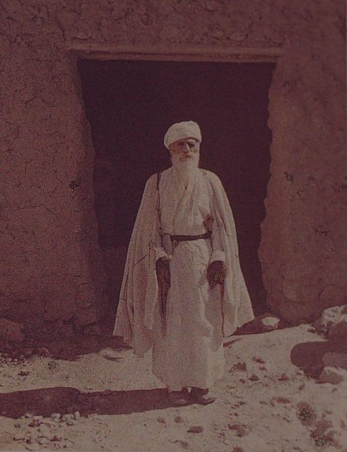 Yezidi Chief in Bachiqua by Albert Kahn, 1910s.