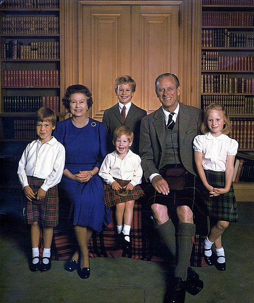 Queen Elizabeth, Prince Philip, and grandchildren. Photo by Archives New Zealand CC BY 2.0