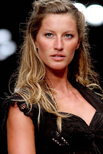 Gisele Bündchen in 2006. Photo by Tiago Chediak CC BY 2.0