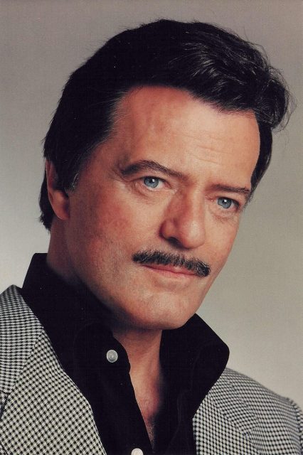 Robert Goulet. Photo by Vera Goulet CC BY 3.0