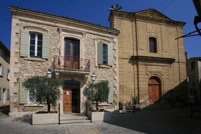 Village of Merindol in Vaucluse, France. Photo by Jean-Marc Rosier CC BY-SA 3.0