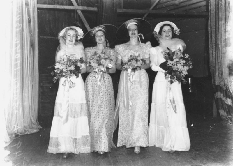 Vintage Photos of Colorful and Stoic Bridesmaids | The Vintage News