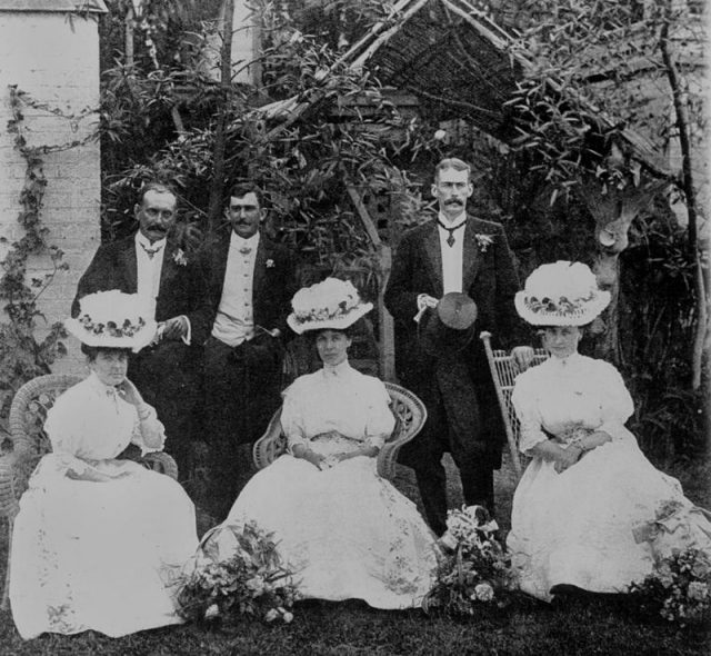 A garden wedding, 1907
