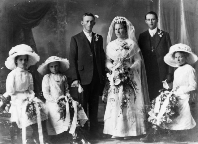 Wedding party of Ernest and Marie Muller, 1912.