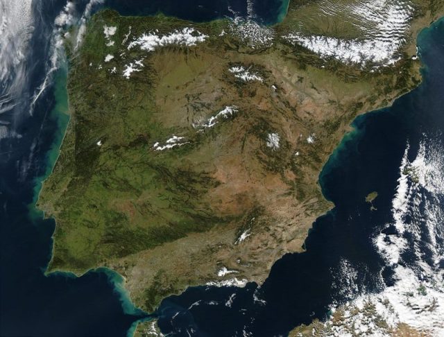 Satellite image of the Iberian Peninsula in January 2003 taken by the MODIS instrument on board NASA’s Aqua satellite
