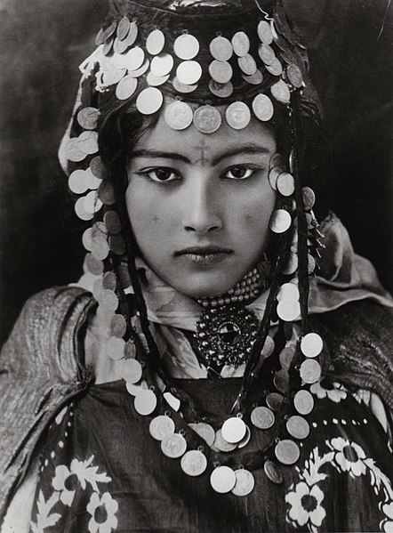 Lehnert Landrock – Ouled Naïl Girl – Algeria – 1905
