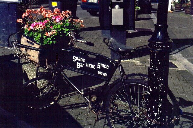 Sean’s Pub – Oldest bar in Ireland – 900AD. Photo by Joseph Mischyshyn CC BY-SA 2.0