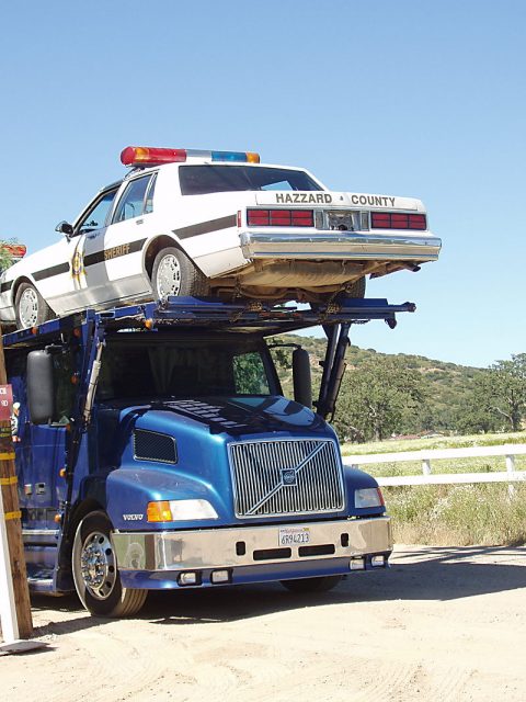 Sheriff’s car from the 2005 Dukes of Hazzard movie at the shooting location off Potrero Road in Thousand Oaks. Photo by Richard E. Ellis Eeekster CC BY 3.0