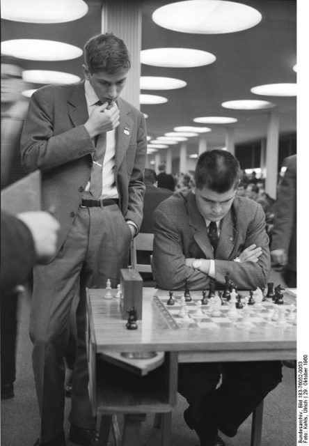 Photo by Bundesarchiv, Bild 183-76052-0053 / Kohls, Ulrich / CC-BY-SA 3.0