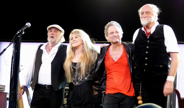 Fleetwood Mac in Saint Paul, Minnesota, in 2009. Photo by Weatherman90 CC BY 3.0