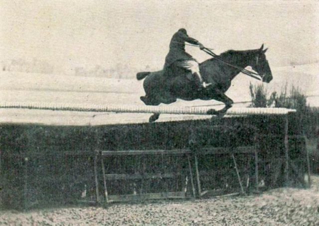 Dominique Gardères, winner of the high jump competition