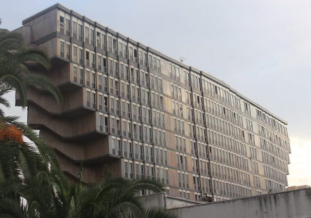 Hotel du Lac in Tunis. Photo by Houssem Abida CC BY SA 4.0