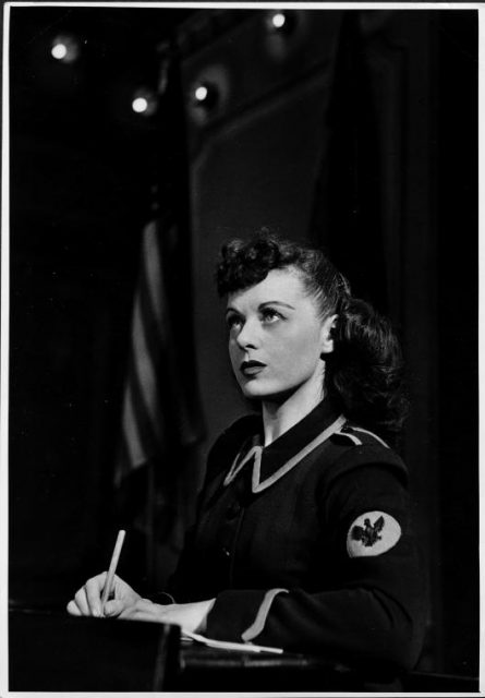 Lizbeth Webb as Sarah Brown in the original London production of ‘Guys And Dolls’ at The Coliseum Theatre, 1953