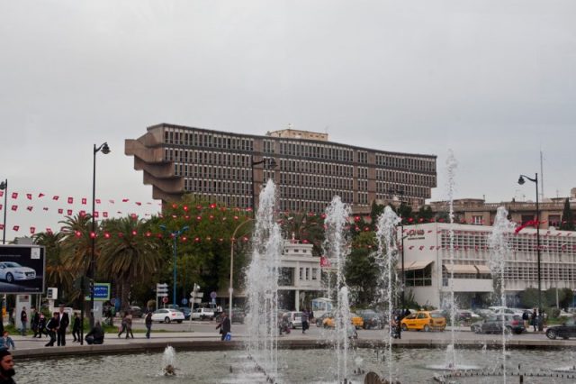 Tunis. Grand Hotel du Lac. Photo by Jerzystrzelecki CC BY 3.0