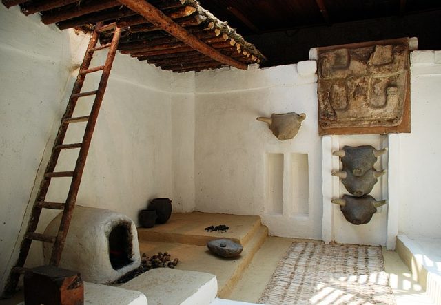 Catalhoyuk interior