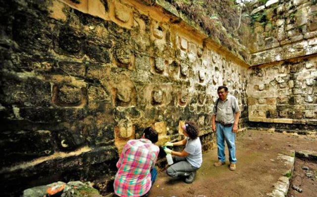 Mayan palace kuluba