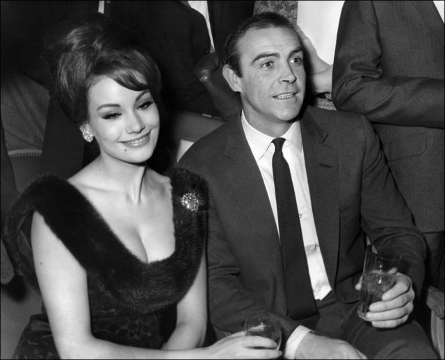 Sean Connery Claudine Auger