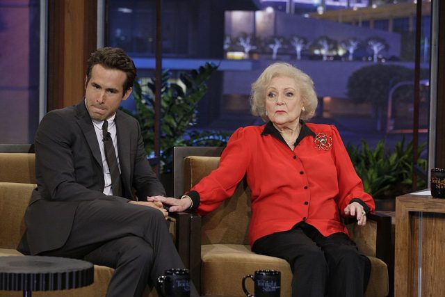 Betty White Ryan Reynolds