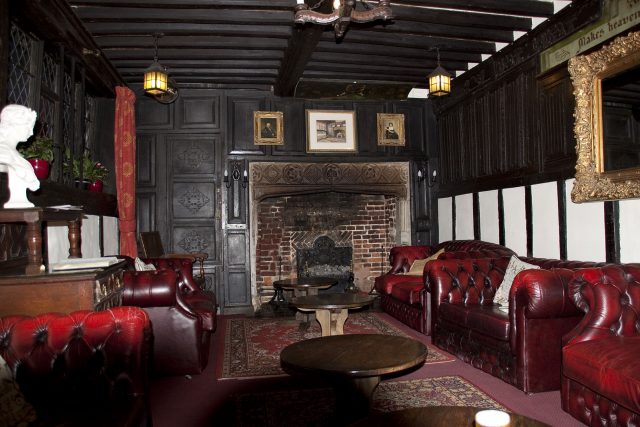 Mermaid Inn interior